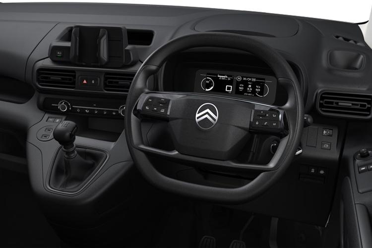 3958046 1.2 PureTech 110ps Plus [5 seat]