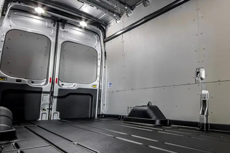 3779647 2.0 EcoBlue 165ps H2 HD Emissions Leader Van