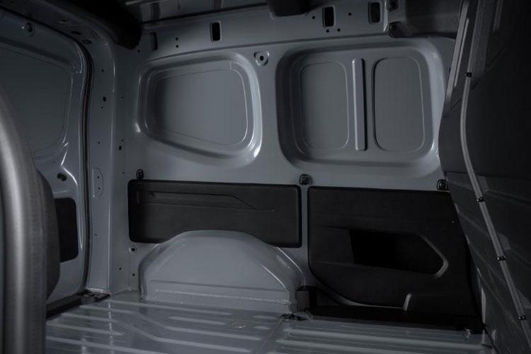 3169931 90kW Tekna Van Auto 45kWh