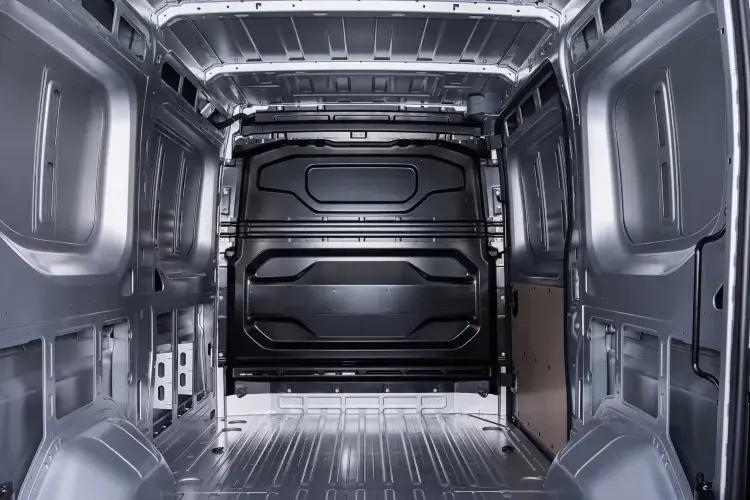 3911344 105kW 87kWh H2 Tekna Van Auto